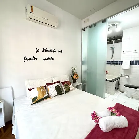 Suite Com Jacuzzi 2 Quartos E Praia Gb58-604